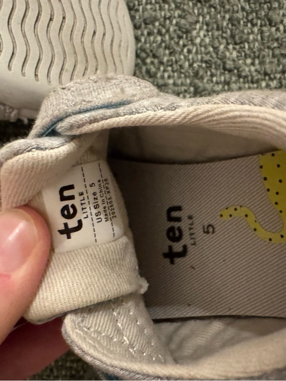 Ten Little First Walkers, Gray & White Velcro Sneakers, size 5 - Picture 7 of 7
